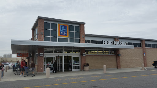 Supermarket «ALDI», reviews and photos, 333 Ave K SW, Winter Haven, FL 33880, USA