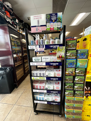 Beer Store «Downstairs Market», reviews and photos, 5885 Ponce De Leon Blvd, Coral Gables, FL 33146, USA