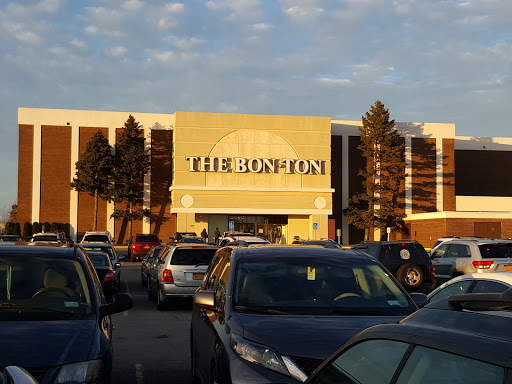 Department Store «Bon-Ton», reviews and photos, 4545 Transit Rd, Williamsville, NY 14221, USA