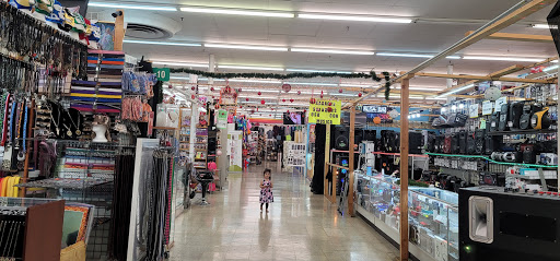 Shopping Mall «Elgin Shopping Mall», reviews and photos, 308 S McLean Blvd, Elgin, IL 60123, USA