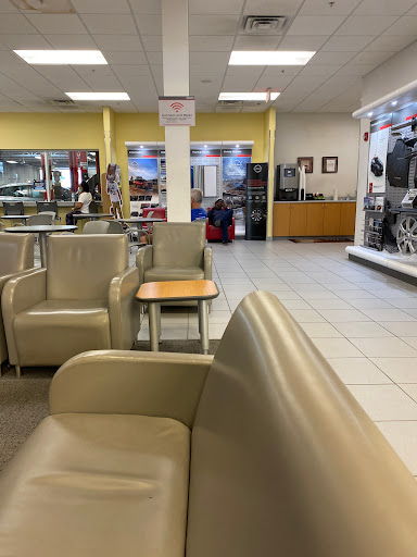 Nissan Dealer «Al Piemonte Nissan», reviews and photos, 1600 W North Ave, Melrose Park, IL 60160, USA