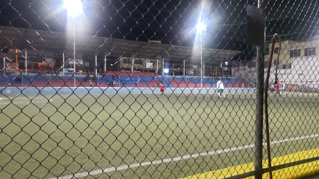 Opiniones de Cancha Quito Norte en Quito - Campo de fútbol