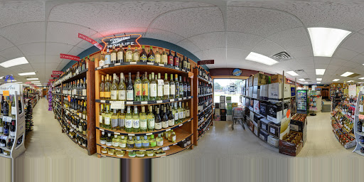 Liquor Store «Chisago Warehouse Liquors», reviews and photos, 10640 South Ave, Chisago City, MN 55013, USA