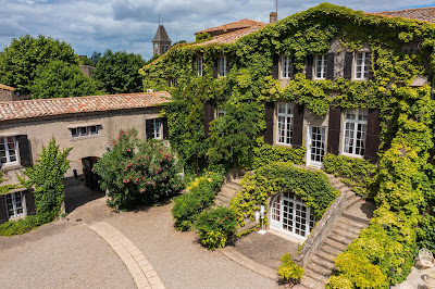 Château de Floure - Hôtel, restaurant, SPA, piscine extérieure chauffée à Floure