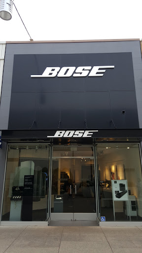 Home Audio Store «Bose Showcase Store», reviews and photos, 145 Stanford Shopping Center, Palo Alto, CA 94304, USA