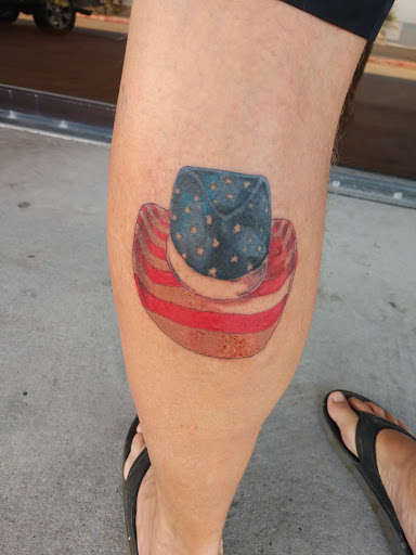 Tattoo Shop «Aasylum Tattoo», reviews and photos, 6604 Seawall Blvd, Galveston, TX 77550, USA