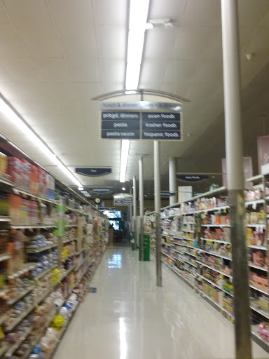 Grocery Store «Vons», reviews and photos, 8201 Topanga Canyon Blvd, Canoga Park, CA 91304, USA