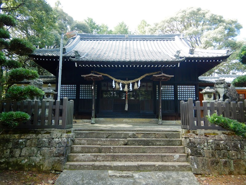 曲川神社