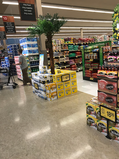 Grocery Store «Safeway», reviews and photos, 200 S 3rd St, Renton, WA 98057, USA
