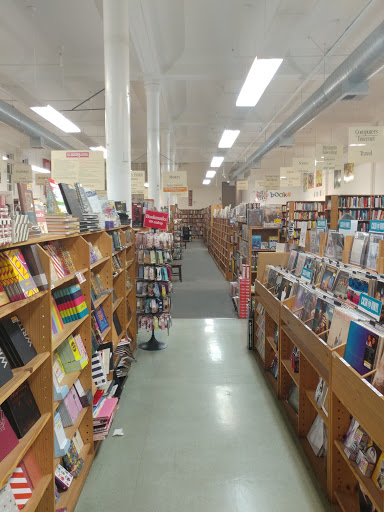 Book Store «Half Price Books», reviews and photos, 2036 Shattuck Ave, Berkeley, CA 94704, USA