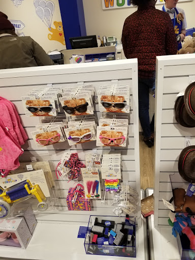Toy Store «Build-A-Bear Workshop», reviews and photos, 4130 Summit Plaza Dr, Louisville, KY 40241, USA