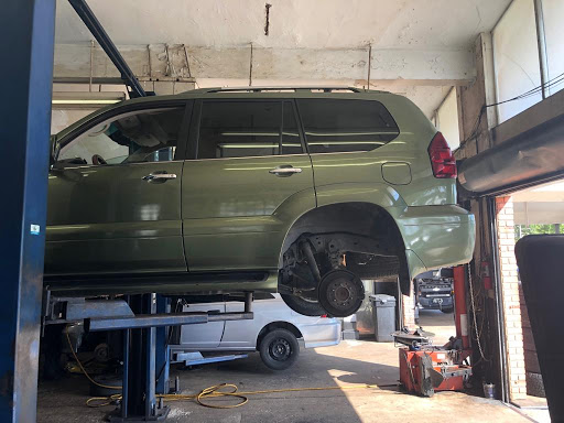 Auto Repair Shop «Brake & Auto Specialists», reviews and photos, 1401 NE 123rd St, North Miami, FL 33161, USA