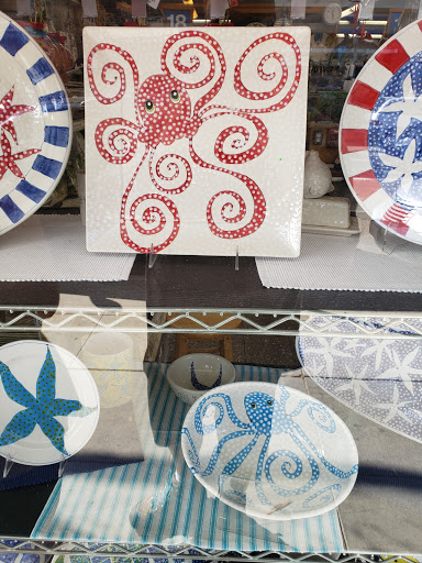 Hardware Store «Coast Hardware», reviews and photos, 240 Broadway St, Laguna Beach, CA 92651, USA