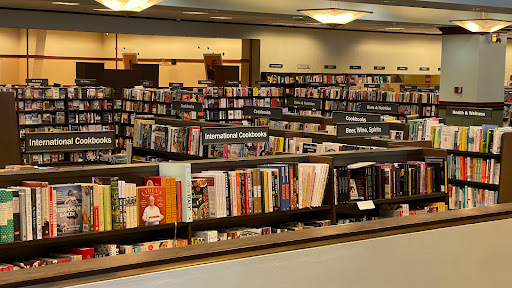 Book Store «Barnes & Noble», reviews and photos, 2800 S Rochester Rd, Rochester Hills, MI 48307, USA