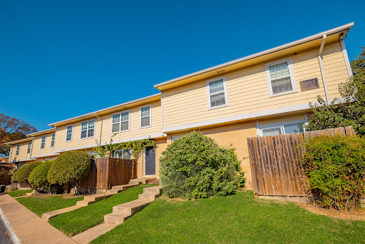Photo of The Arbors at Tallwood Apartments