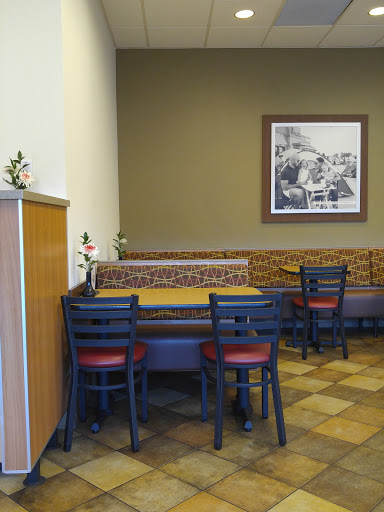 Fast Food Restaurant «Chick-fil-A», reviews and photos, 449 N Moorpark Rd, Thousand Oaks, CA 91360, USA