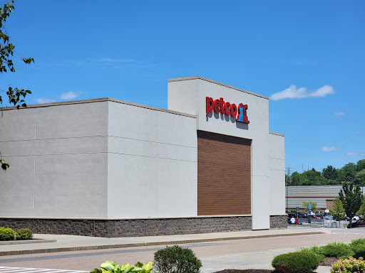 Pet Supply Store «Petco Animal Supplies», reviews and photos, 178 Township Blvd, Camillus, NY 13031, USA