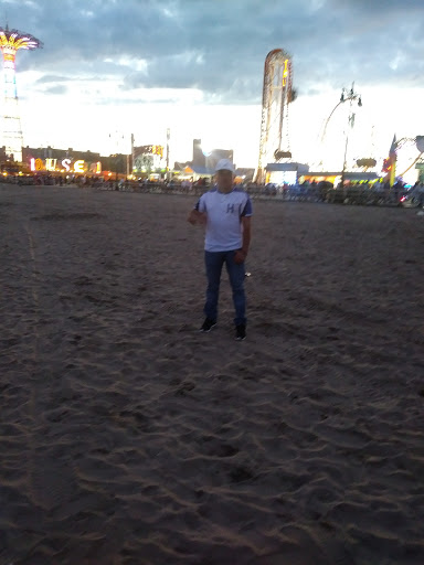 Beach Entertainment Shop «Brooklyn Beach Shop», reviews and photos, 1223 Riegelmann Boardwalk, Brooklyn, NY 11224, USA