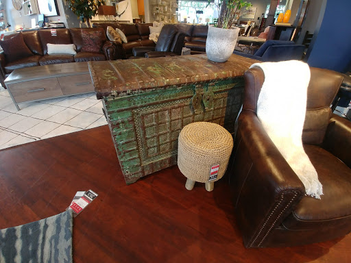 Furniture Store «Walter E. Smithe Furniture + Design», reviews and photos, 1725 S Randall Rd, Geneva, IL 60134, USA