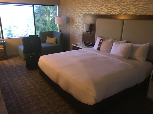 Hotel «DoubleTree by Hilton Hotel Monrovia - Pasadena Area», reviews and photos, 924 W Huntington Dr, Monrovia, CA 91016, USA