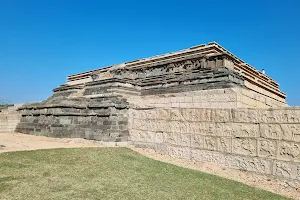 Mahaanavami Dibba - Hampi image