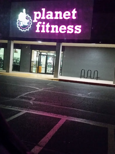 Gym «Planet Fitness», reviews and photos, 1500 E Court St #800, Seguin, TX 78155, USA