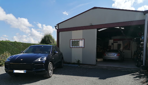 Photo 3 - BRUGHEAS AUTOMOBILES