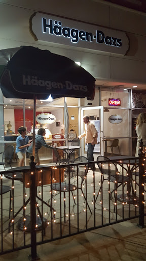 Ice Cream Shop «Haagen-Dazs Ice Cream Shop», reviews and photos, 6505 W Park Blvd #322, Plano, TX 75093, USA