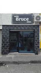 Tienda Bruce Shoes.