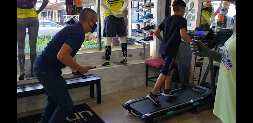 Running Store «Go Run Miami», reviews and photos, 11650 N Kendall Dr, Miami, FL 33176, USA