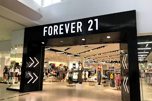 Forever 21 image