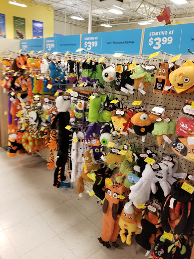 Pet Supply Store «PetSmart», reviews and photos, 1110 Hospitality Dr, Rock Hill, SC 29730, USA