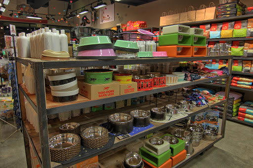 Pet Supply Store «Local Pet Market», reviews and photos, 18900 Beach Blvd #109, Huntington Beach, CA 92648, USA