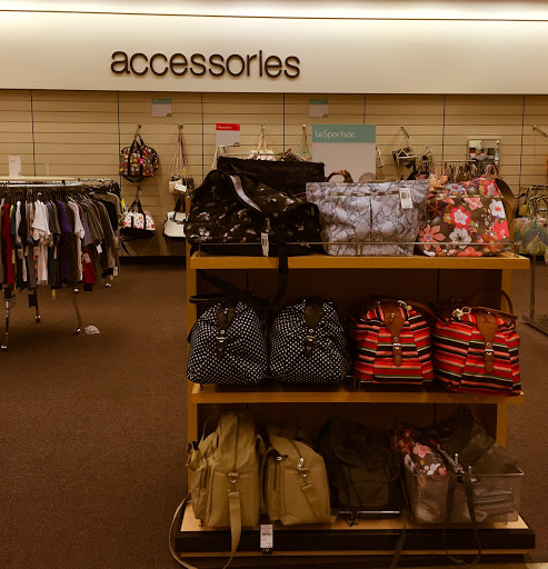 Department Store «Nordstrom Rack Tanasbourne Town Center», reviews and photos, 18100 NW Evergreen Pkwy, Beaverton, OR 97006, USA