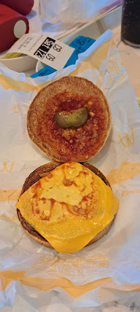 Cheeseburger du Restauration rapide McDonald's Bourg-En-Bresse - n°2