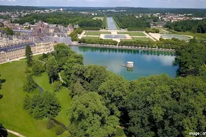 Tourist Fontainebleau image