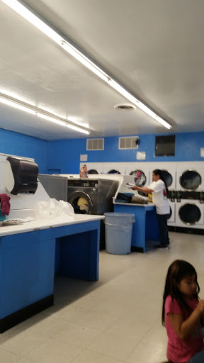 Laundromat «Advantage Laundry - Hayward», reviews and photos, 422 W A St, Hayward, CA 94541, USA