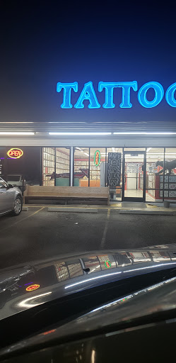 Tattoo Shop «Eye For An Eye Tattoo Parlor», reviews and photos, 1405 N Frazier St, Conroe, TX 77301, USA