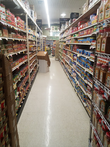 Grocery Store «Foodtown of Bainbridge», reviews and photos, 283 E 204th St, Bronx, NY 10467, USA