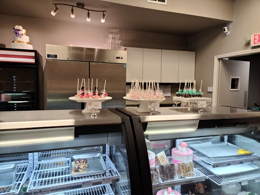 Bakery «Gourmet Goodies Bake Shop», reviews and photos, 68 4th St NW, Winter Haven, FL 33881, USA