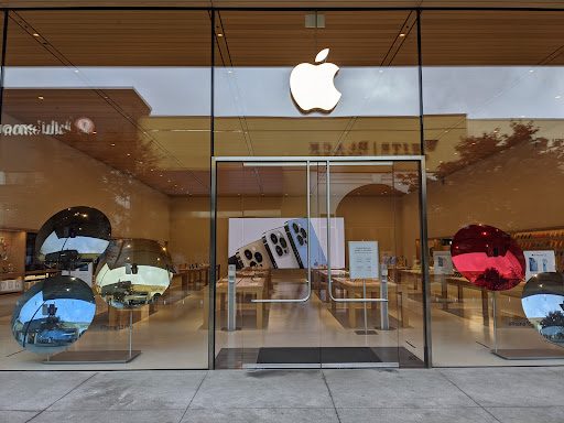 Computer Store «Apple Alderwood Mall», reviews and photos, 3000 184th St SW, Lynnwood, WA 98037, USA