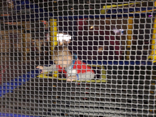 Amusement Center «Make Believe Family Fun Center», reviews and photos, 8303 Day Dr, Parma, OH 44129, USA