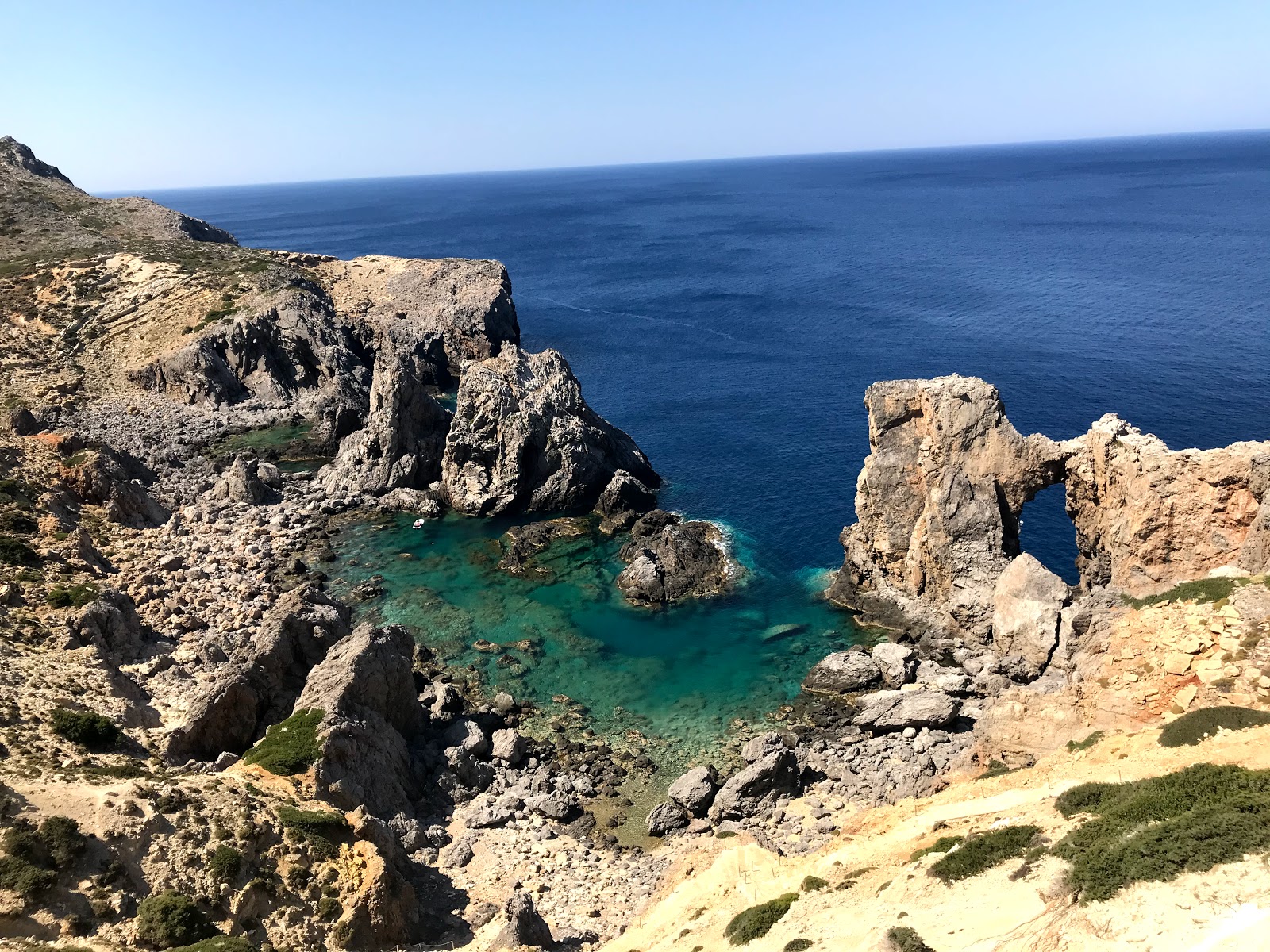 Kamarela'in fotoğrafı taşlar yüzey ile