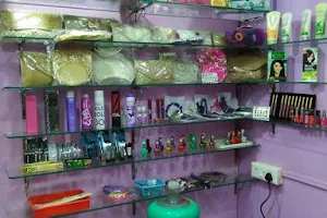 Mariah fashion and beauty zone, Parlour image