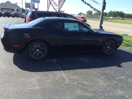 Dodge Dealer «Mike Anderson Chrysler Dodge Jeep and Ram of Marion», reviews and photos, 3527 S Western Ave, Marion, IN 46953, USA