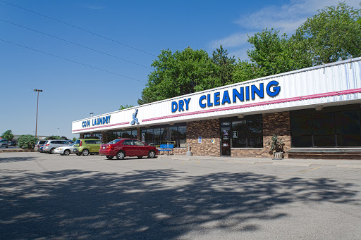 Dry Cleaner «Starcrest Cleaners», reviews and photos, 7504 N University St, Peoria, IL 61614, USA