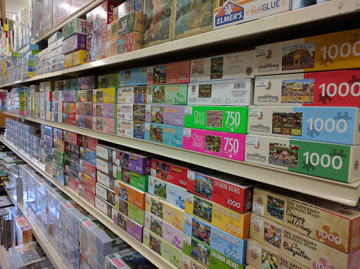 Toy Store «Eugene Toy & Hobby», reviews and photos, 32 E 11th Ave, Eugene, OR 97401, USA