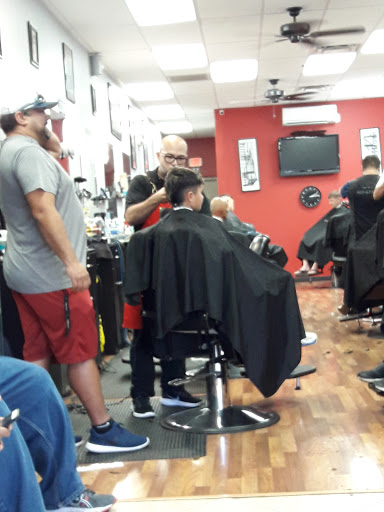 Barber Shop «Clippers Barber Shop», reviews and photos, 3635 Aloma Ave, Oviedo, FL 32765, USA