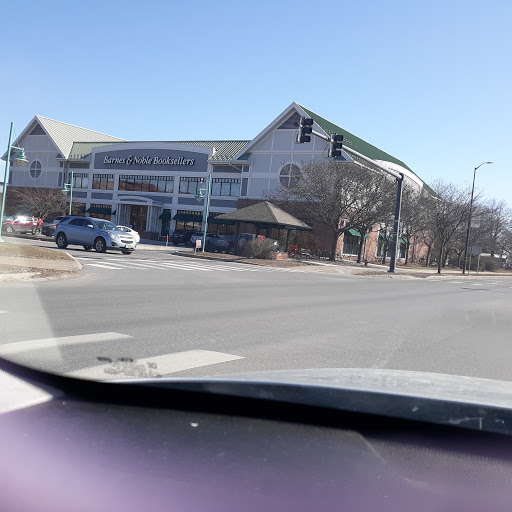 Book Store «Barnes & Noble», reviews and photos, 102 Dorset St, South Burlington, VT 05403, USA