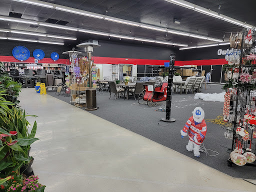 Hardware Store «DIY Home Center», reviews and photos, 28750 Roadside Dr, Agoura Hills, CA 91301, USA